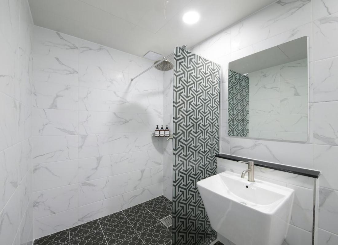 Wj Hotel Pool House Wonju Exterior foto